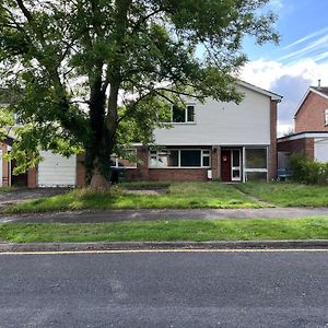 Modern Room Close To Warwick University